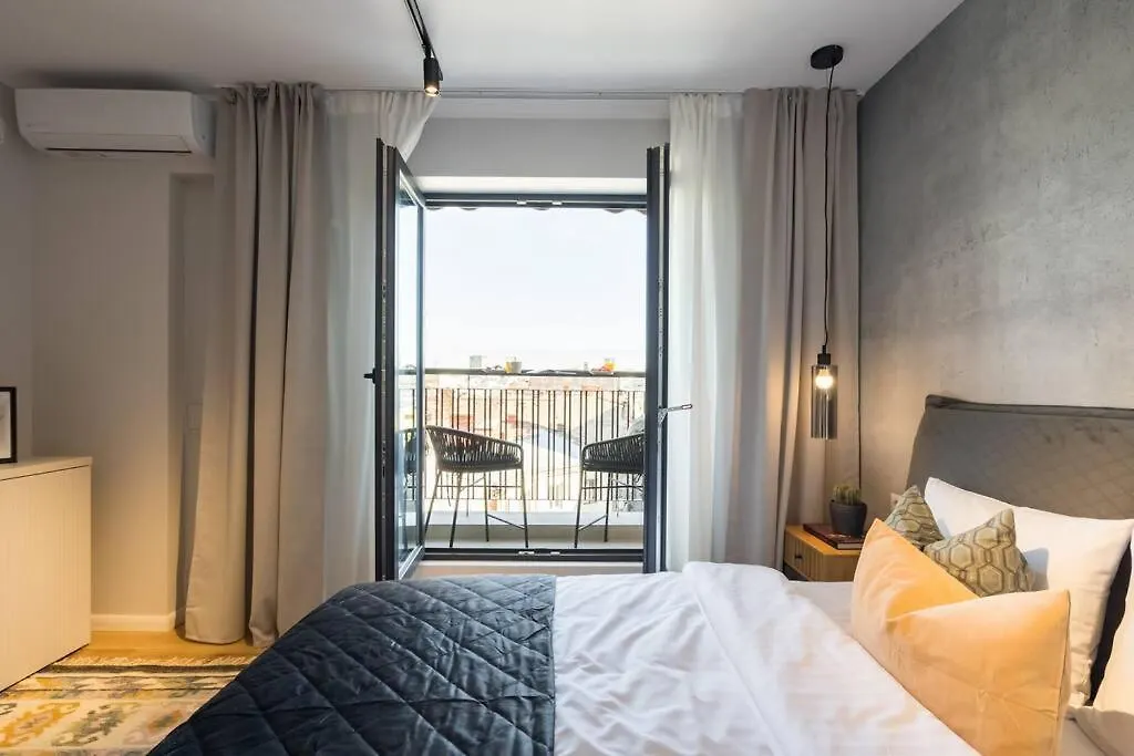 דירה בוקרשט Stunning Views Luxury Studio
